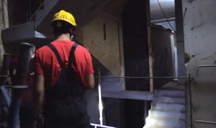 Цілий ще один підземний будинок під будівлею за адресою Ярославів Вал, 10. Скриншот з відео, опублікованого ГО "Офіс трансформації"