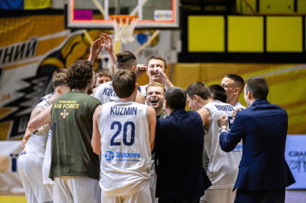 команда БК Харьковские Соколы