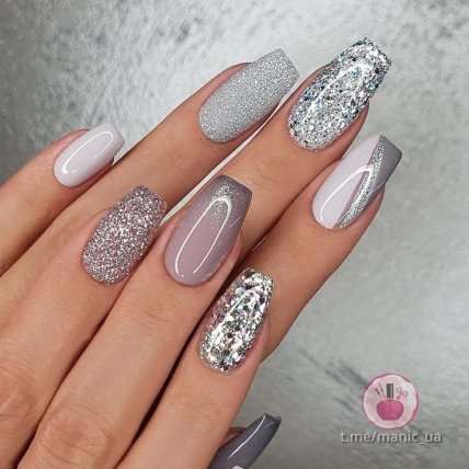 сияющий маникюр с блестками