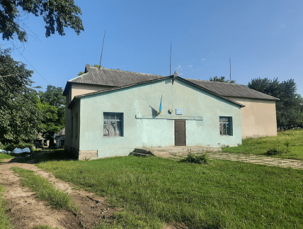 Сільський клуб села Брага