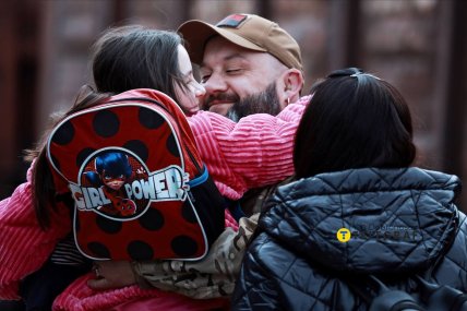 Зустріч захисника з родиною, Краматорськ, 13 березня