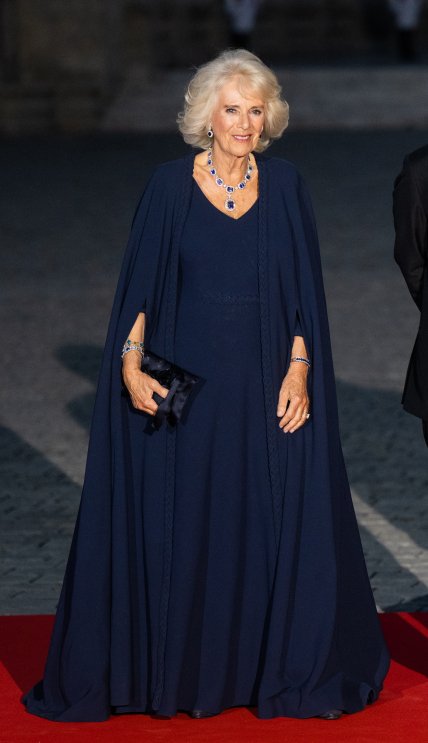 Королева Камілла