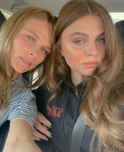 Оля Фреймут дочка Злата Мітчелл