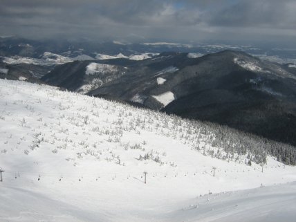 Гора Драгобрат у Карпатах