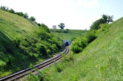 Лутугинський тунель