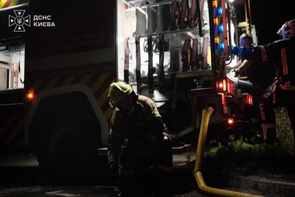 Росія атакувала Київ 5.08.2026, на місцях працюють рятувальники