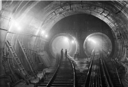 Будівництво тунелів метрополітену Києві