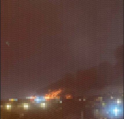 Пожар после взрывов в Одессе 13 октября