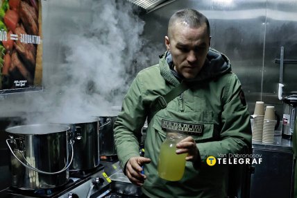 Київ Оболонь фудтрак пункт незламності