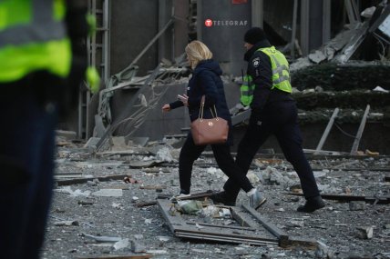 Последствия ракетного удара по Киеву 31.12.2022 — гостиница в Соломенском районе