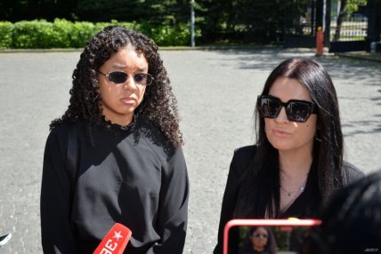 Бывшая жена и дочь Пьера Нарцисса