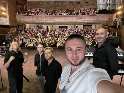 Тарас Тополя та його гурт "Антитіла"