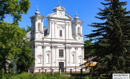 костел Олізарів