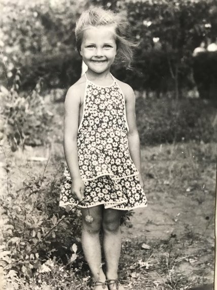 Ольга Харлан в детстве