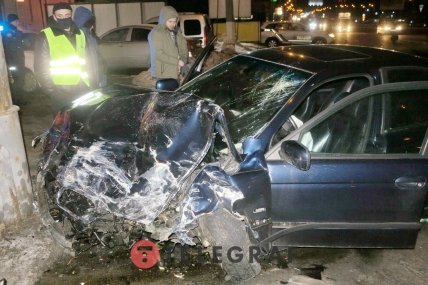 ДТП на Кільцевій у Києві 29 січня - після зіткнення Volkswagen та BMW загинула жінка, фото та відео