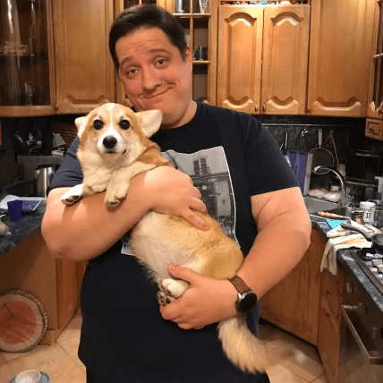 Роман Попов помер фото