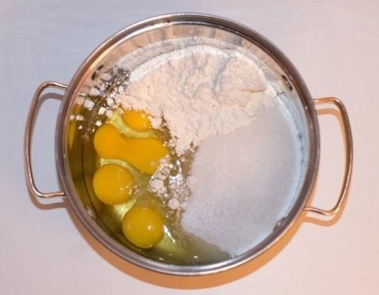 Рецепт недели. Наполеон с шоколадными елочками - изображение №1