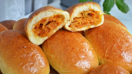 Рум'яні, пишні, з апетитною соковитою начинкою