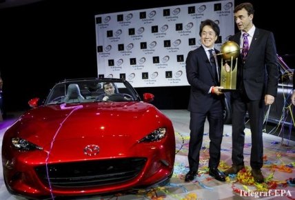 В Нью-Йорке выбрали "Всемирный автомобиль года"