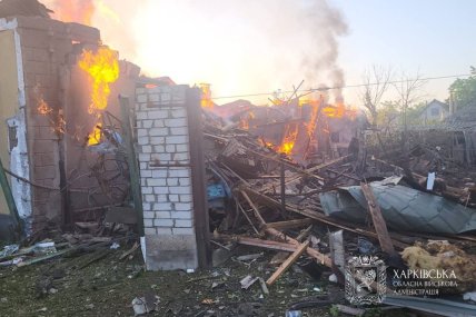 Дом, в Харькове, в который попал русский дрон
