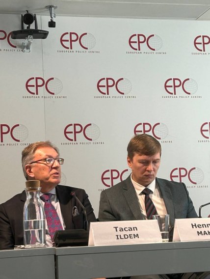 Політичний діалог у Центрі європейської політики. Фото Ольга Кирилова, «Телеграф»