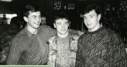 Віктор Химченком по центру