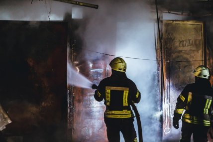 спасатели, пожар в Киеве
