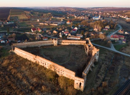 Старосельский замок — величественная крепость Галиции.