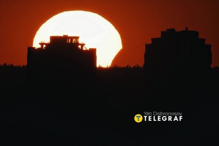 Солнечное затмение в Киеве было видно недолго