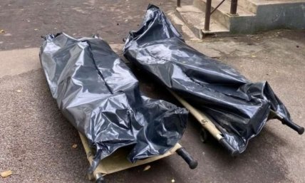 Тіла з місця забрали у пластикових пакетах