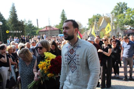 Похорон Андрія Парубія, Личаківський цвинтар, Львів