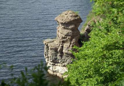 скелі курник на Бакоті