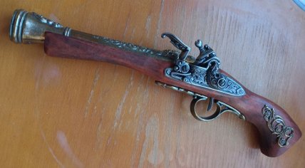 Пістолет системи flintlock