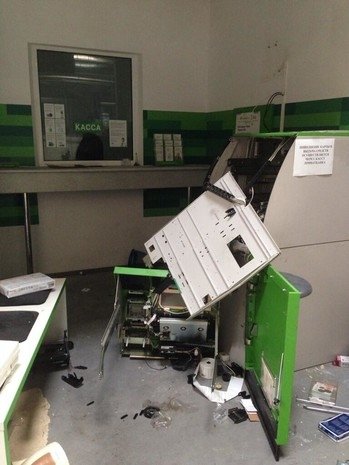 Разграбление Метро в Донецке