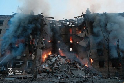 Ліквідація наслідків обстрілу Києва