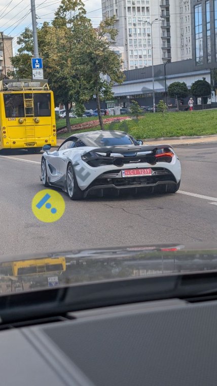 McLaren 720S, Київ