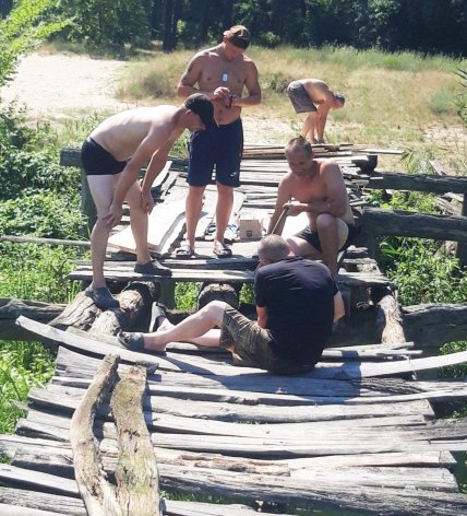 міст у процесі ремонту