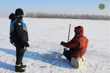 Накануне черкасские спасатели предупреждали рыбаков