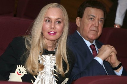 Вдова Иосифа Кобзона