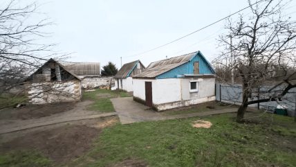 Двор после уборки