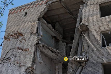 Зруйнована будівля. Фото Ян Доброносов "Телеграф"