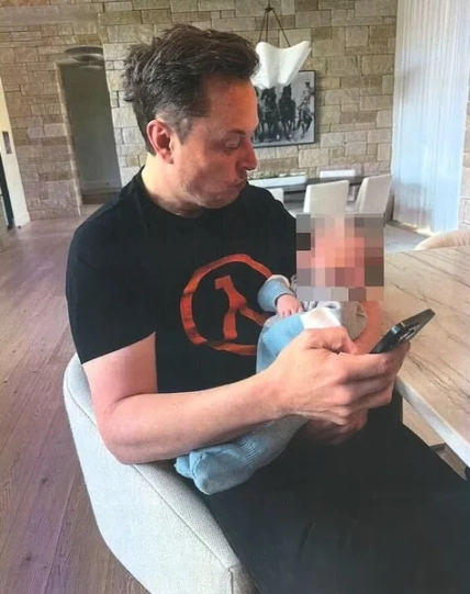 Ілон Маск тринадцята дитина