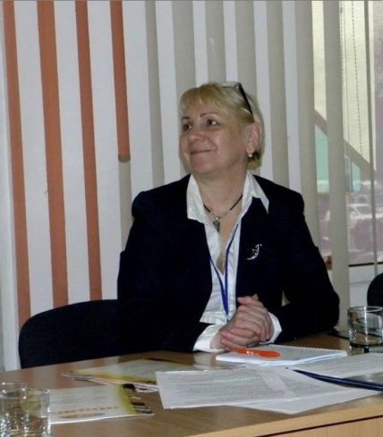 Елена Жукова