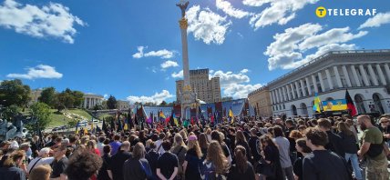 У Києві попрощалися з художником Давидом Чичканом