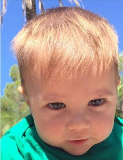 Шакира показала подросшего младшего сына