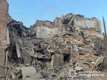 Росія вдарила ракетою по будинку у Прилуках 7.10.2026