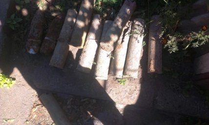 В Кривом Роге на территории школы обнаружена авиабомба