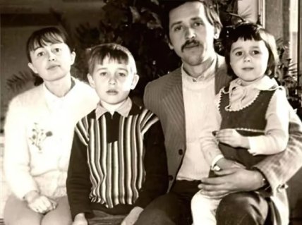 Анастасія Заворотнюк, батьки, архівні фото