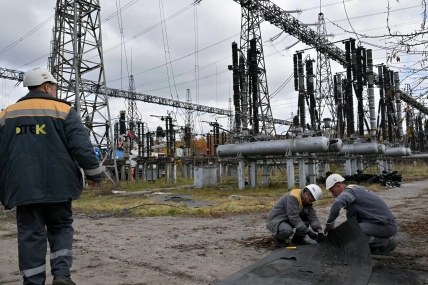 Хто і скільки може працювати у воєнний час на ключових об’єктах країни