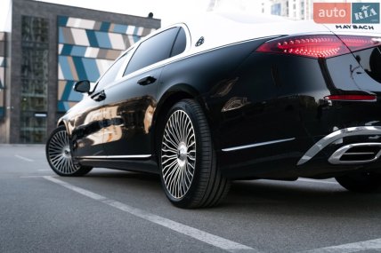 Мерседес Майбах